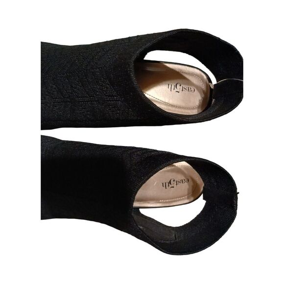 East Fifth Black Stretch shoe Size 11 M - Picture 3 of 4